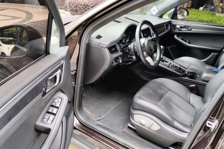 Used Porsche Macan 2017 Macan 2.0T Driver Seat