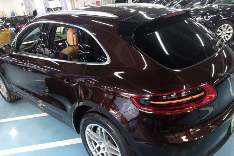 Used Porsche Macan 2017 Macan S 3.0T Exterior 2