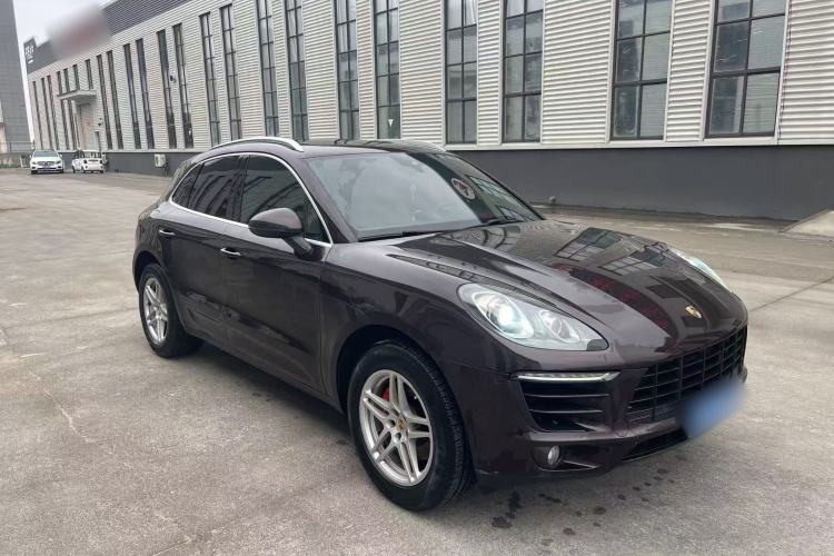 Used Porsche Macan 2017 Macan 2.0T Exterior 2
