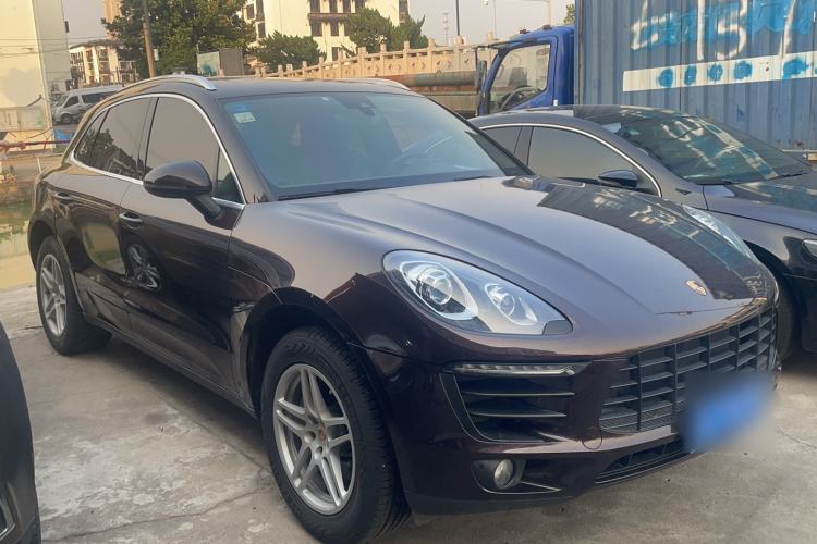 Used Porsche Macan 2017 Macan 2.0T Exterior 2