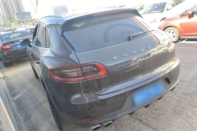 Used Porsche Macan 2017 Macan 2.0T Exterior 2