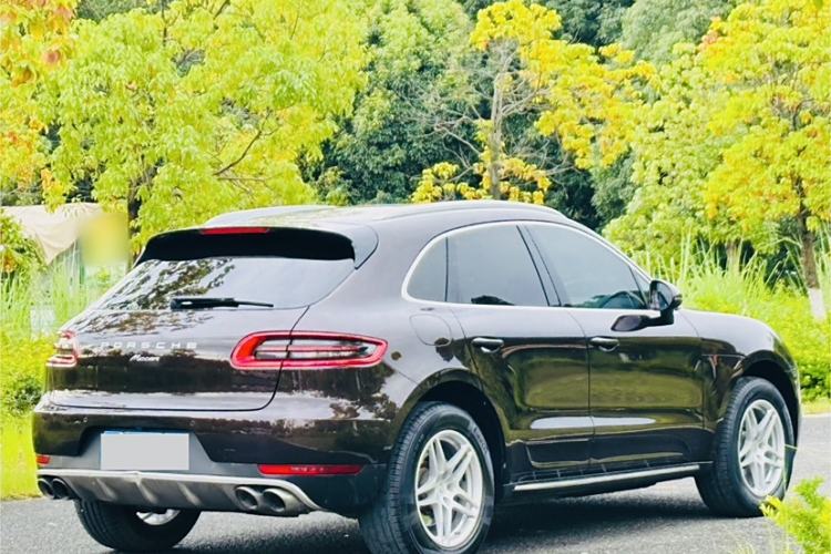 Used Porsche Macan 2017 Macan 2.0T Exterior 3