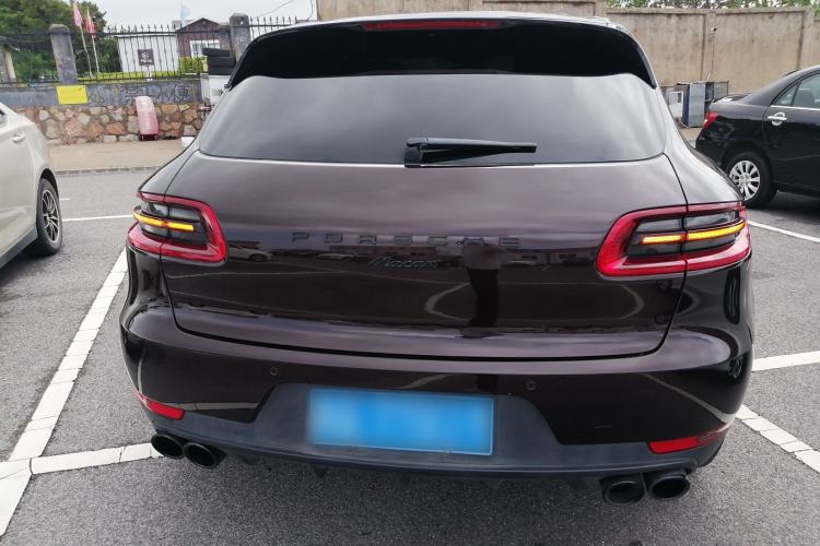 Used Porsche Macan 2017 Macan 2.0T Exterior 4