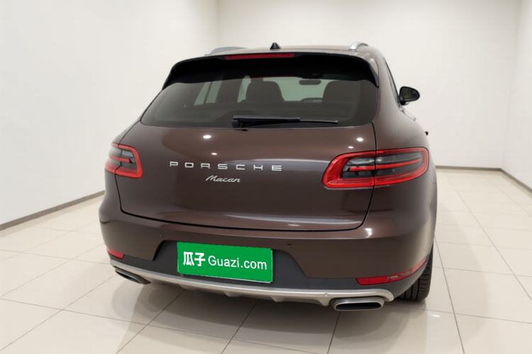 Used Porsche Macan 2017 Macan 2.0T Exterior 4