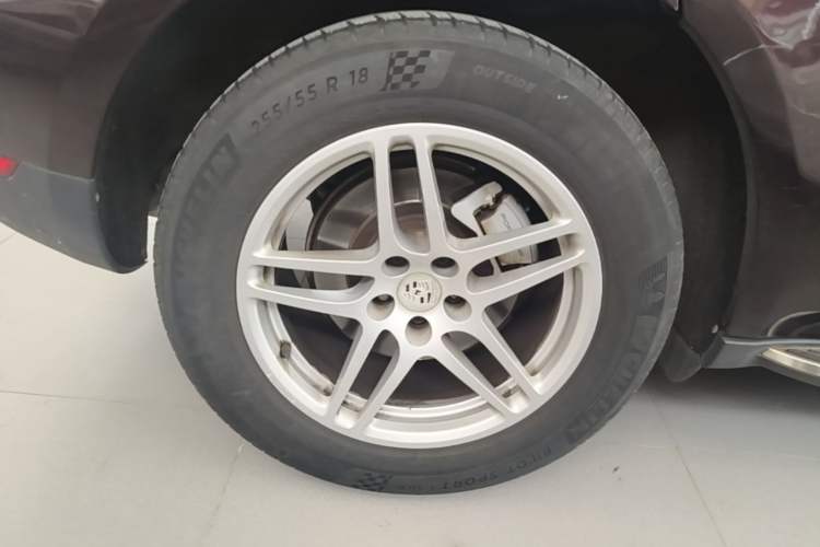 Used Porsche Macan 2017 Macan S 3.0T Exterior 5