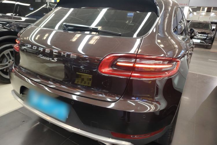 Used Porsche Macan 2017 Macan 2.0T Exterior 5