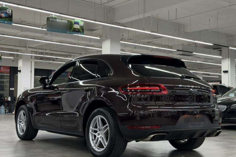 Used Porsche Macan 2017 Macan 2.0T Exterior 5