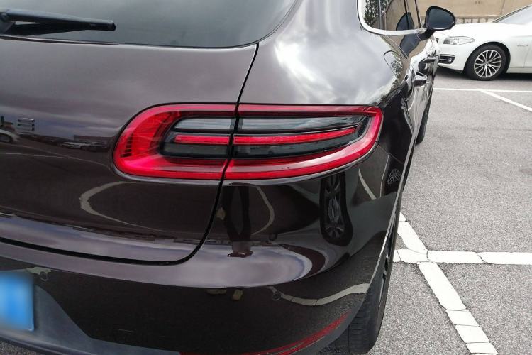 Used Porsche Macan 2017 Macan 2.0T Exterior 6
