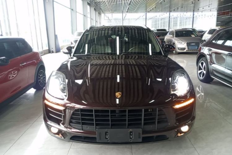 Used Porsche Macan 2017 Macan 2.0T Front