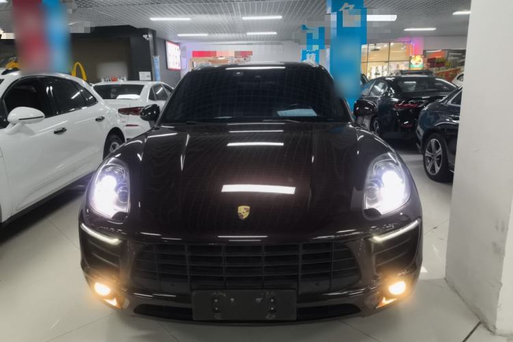 Used Porsche Macan 2017 Macan 2.0T Front