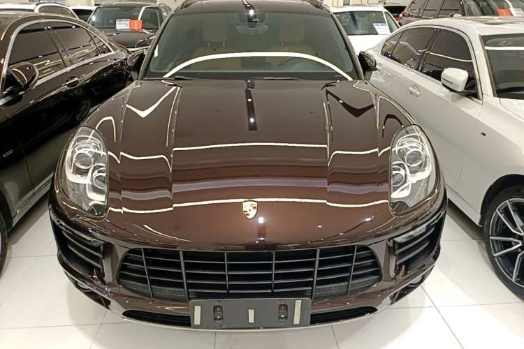 Used Porsche Macan 2017 Macan 2.0T Front