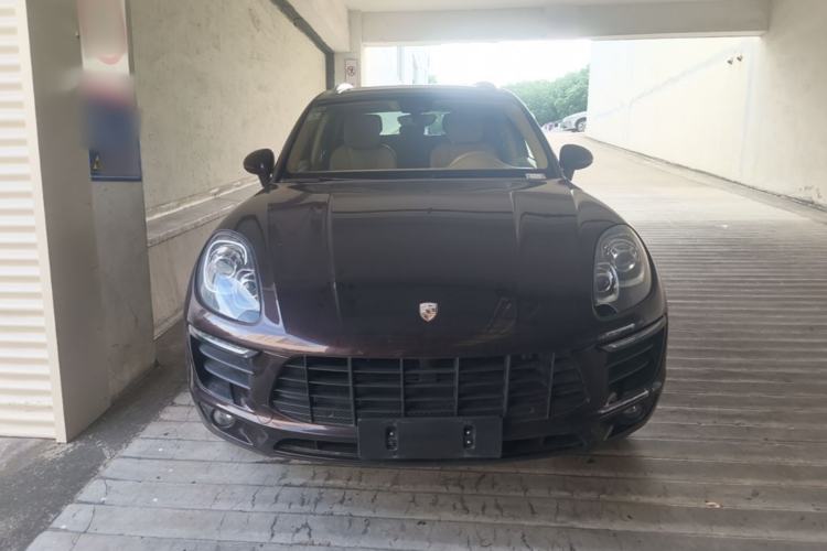 Used Porsche Macan 2017 Macan 2.0T Front