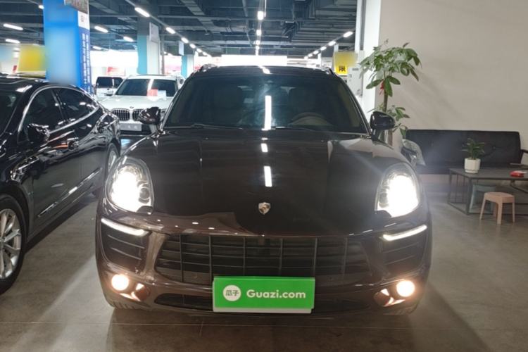 Used Porsche Macan 2017 Macan 2.0T Front