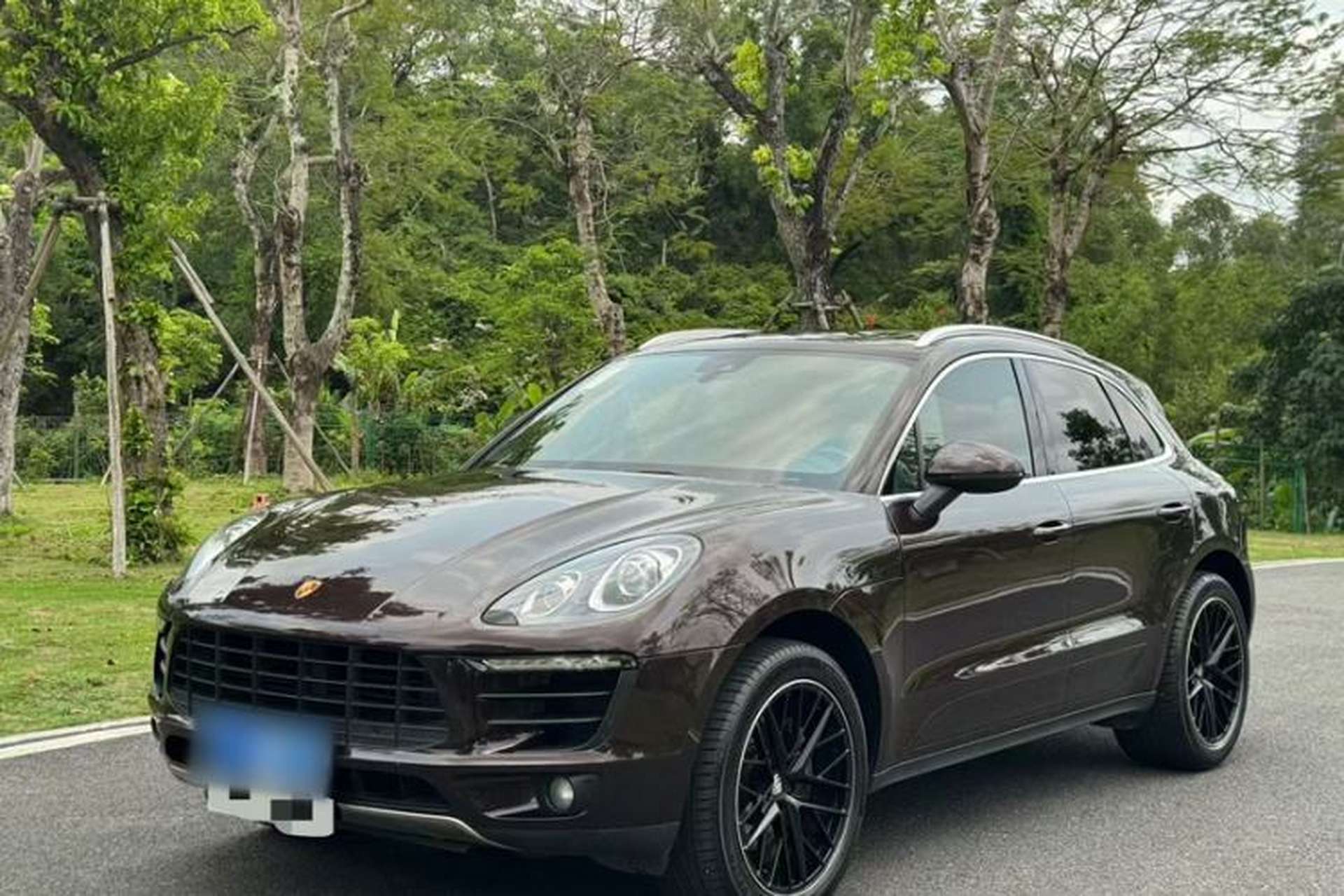 Used Porsche Macan 2017 Macan 2.0T Front Left 45 Deg