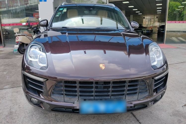 Used Porsche Macan 2017 Macan 2.0T Front