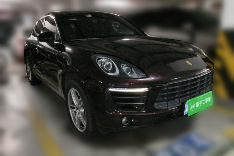 Used Porsche Macan 2017 Macan S 3.0T Front Right 45 Deg