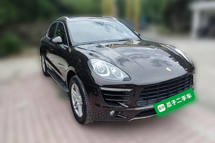 Used Porsche Macan 2017 Macan S 3.0T Front Right 45 Deg