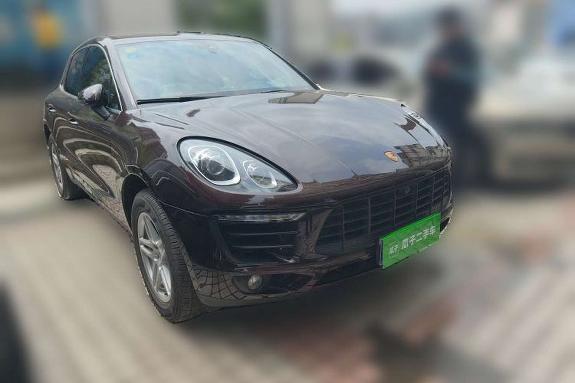 Used Porsche Macan 2017 Macan 2.0T Front Right 45 Deg
