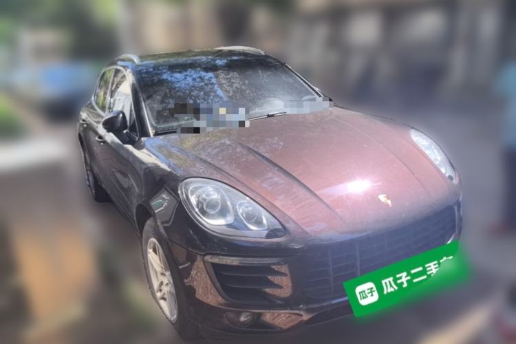 Used Porsche Macan 2017 Macan 2.0T Front Right 45 Deg