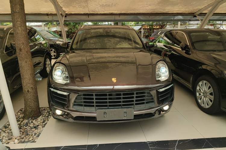Used Porsche Macan 2017 Macan 2.0T Front