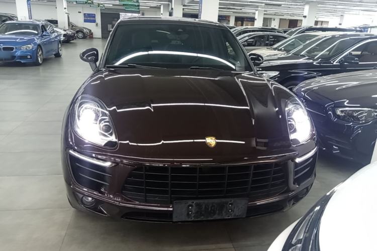 Used Porsche Macan 2017 Macan 2.0T Front