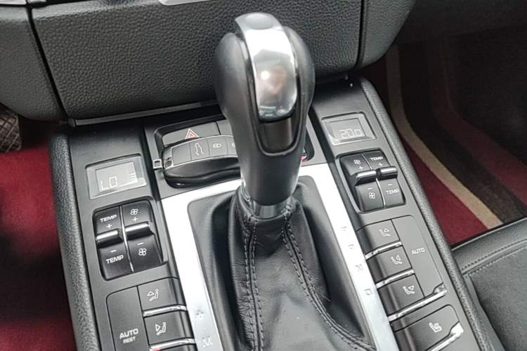 Used Porsche Macan 2017 Macan S 3.0T Gear Lever