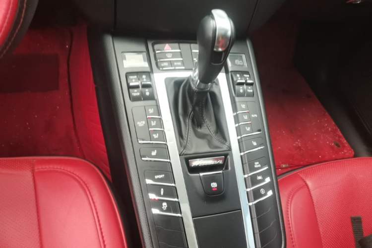 Used Porsche Macan 2017 Macan 2.0T Gear Lever