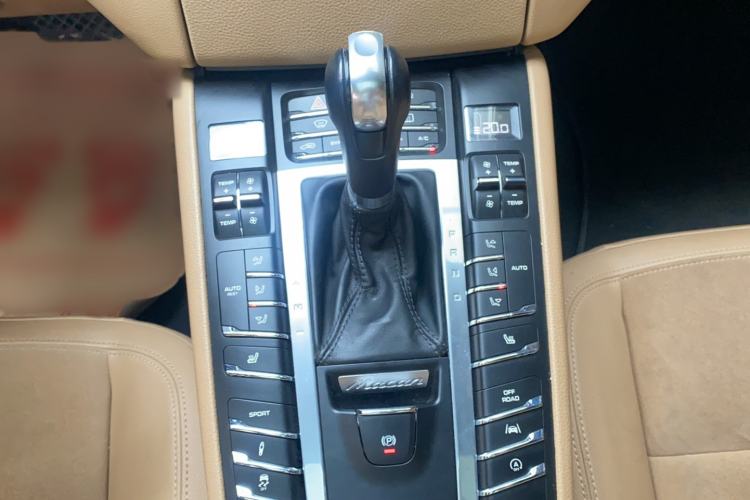 Used Porsche Macan 2017 Macan 2.0T Gear Lever