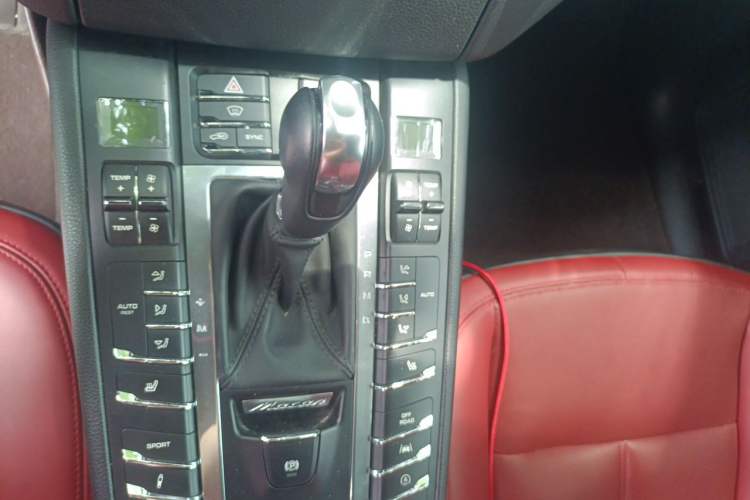 Used Porsche Macan 2017 Macan 2.0T Gear Lever