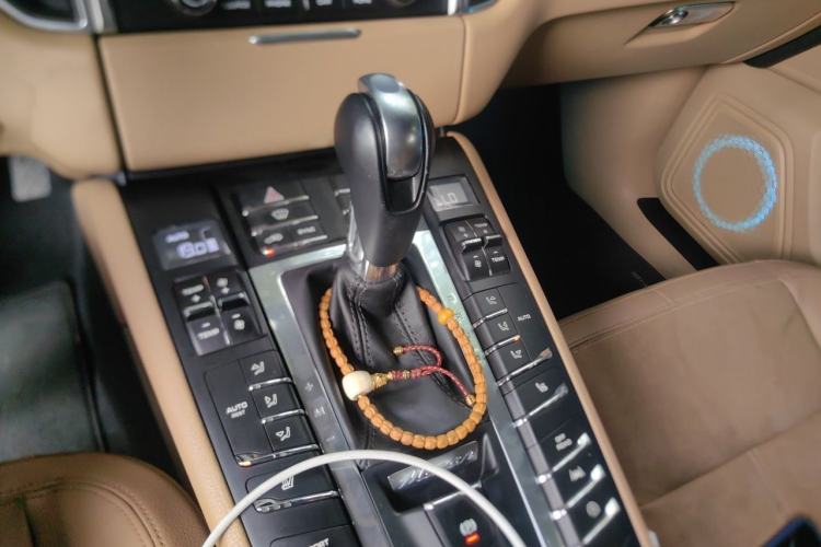 Used Porsche Macan 2017 Macan 2.0T Gear Lever