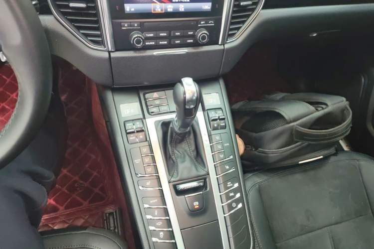 Used Porsche Macan 2017 Macan S 3.0T Gear Lever
