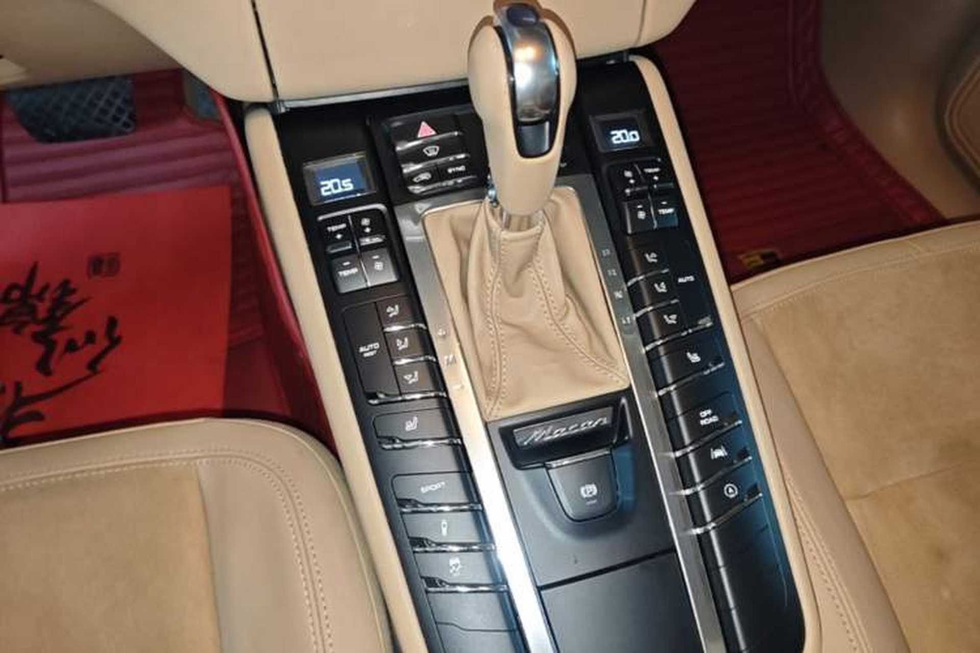 Used Porsche Macan 2017 Macan 2.0T Gear Lever