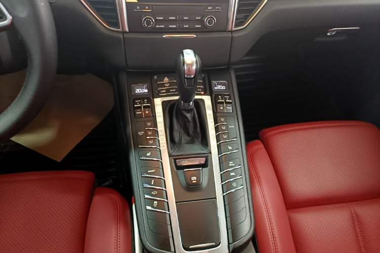 Used Porsche Macan 2017 Macan S 3.0T Gear Lever