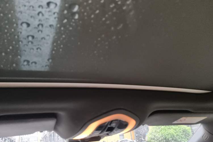 Used Porsche Macan 2017 Macan 2.0T Headliner