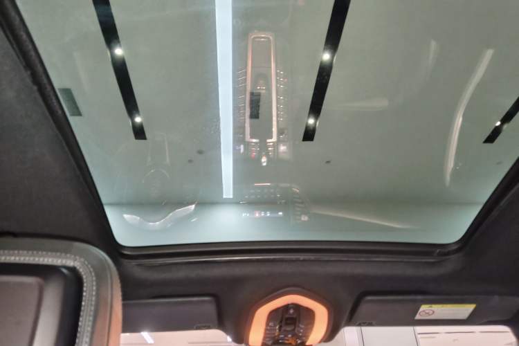 Used Porsche Macan 2017 Macan 2.0T Headliner