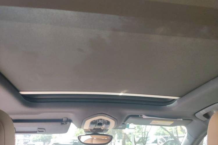 Used Porsche Macan 2017 Macan 2.0T Headliner