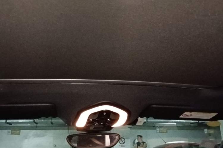 Used Porsche Macan 2017 Macan 2.0T Headliner