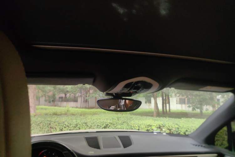 Used Porsche Macan 2017 Macan 2.0T Headliner