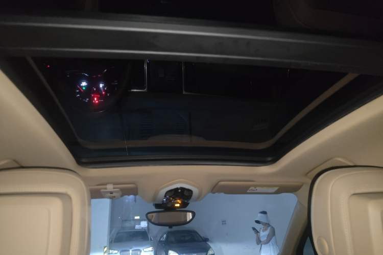 Used Porsche Macan 2017 Macan 2.0T Headliner