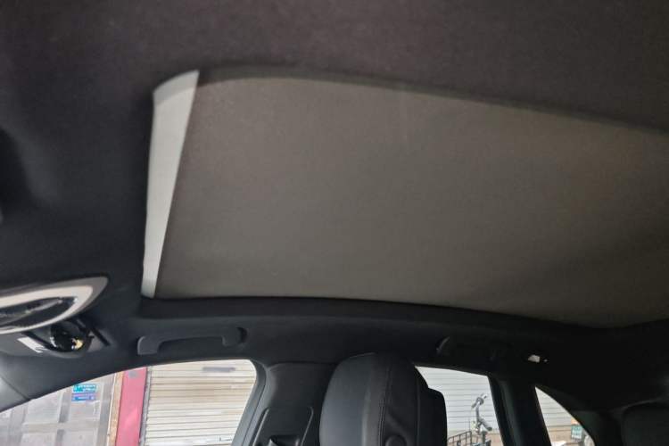 Used Porsche Macan 2017 Macan 2.0T Headliner
