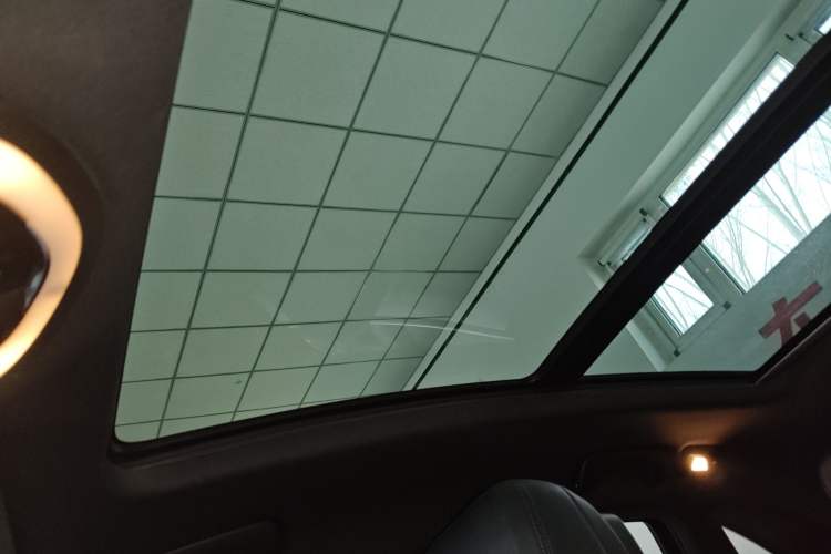 Used Porsche Macan 2017 Macan 2.0T Headliner