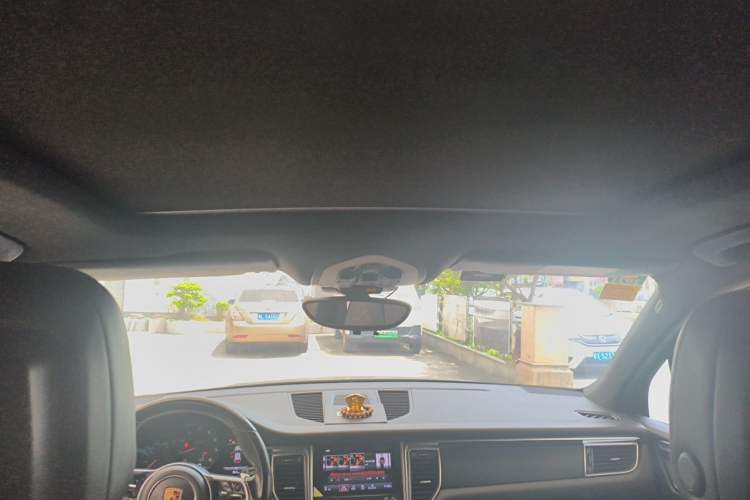 Used Porsche Macan 2017 Macan 2.0T Headliner
