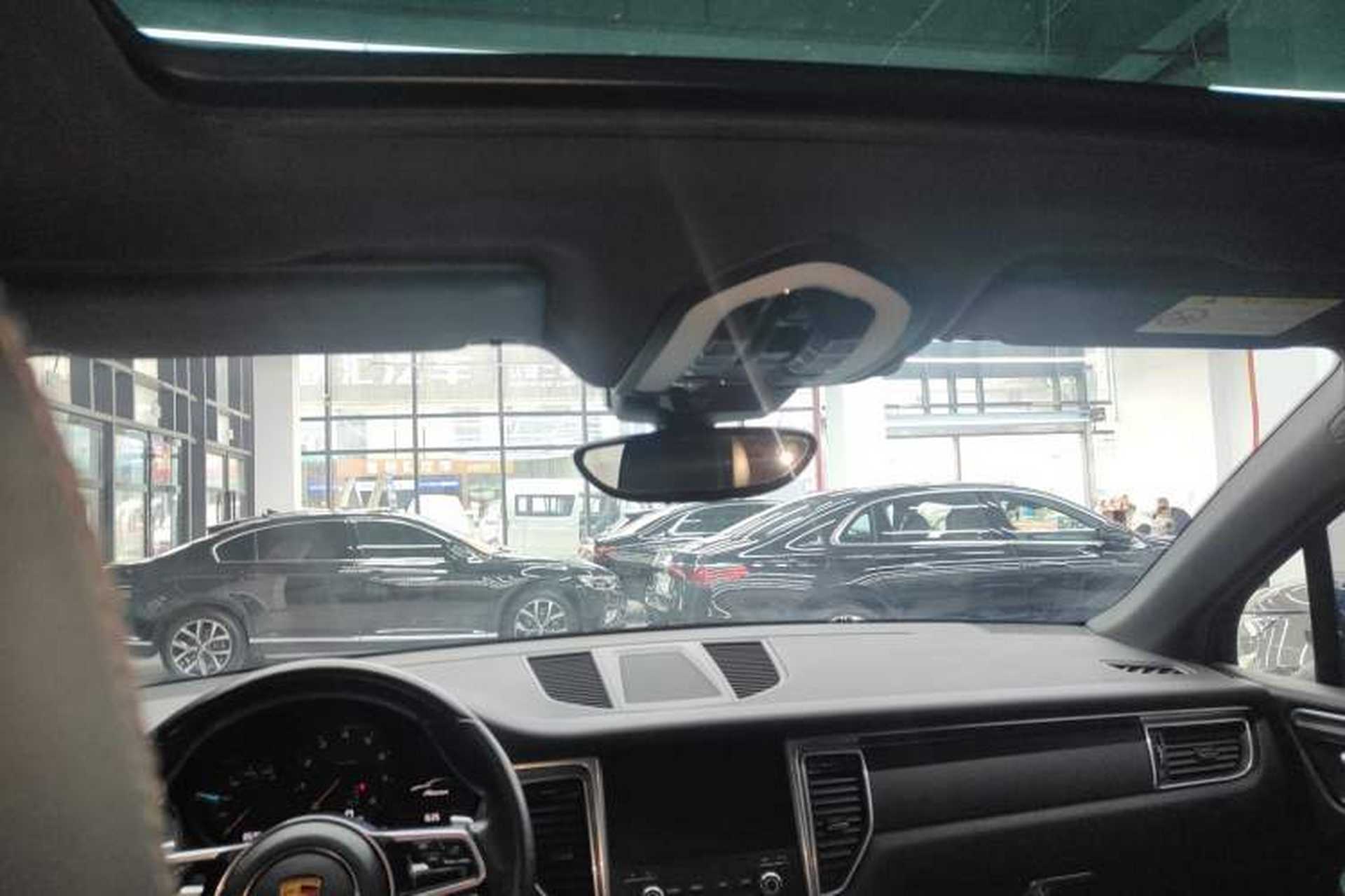 Used Porsche Macan 2017 Macan 2.0T Headliner