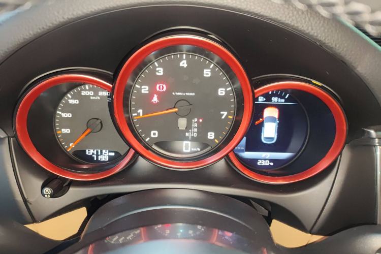 Used Porsche Macan 2017 Macan 2.0T Instrument Cluster