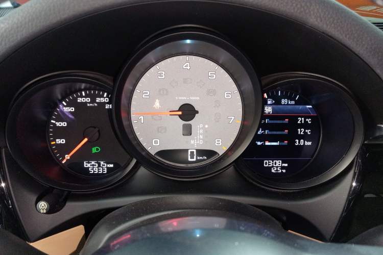 Used Porsche Macan 2017 Macan S 3.0T Instrument Cluster