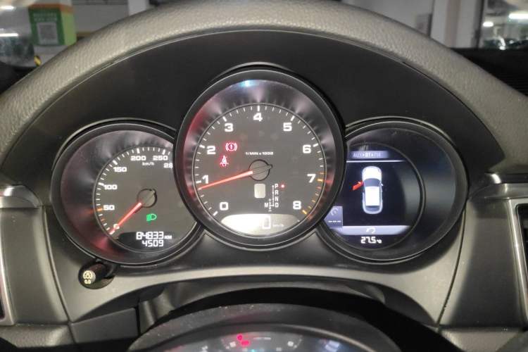 Used Porsche Macan 2017 Macan 2.0T Instrument Cluster