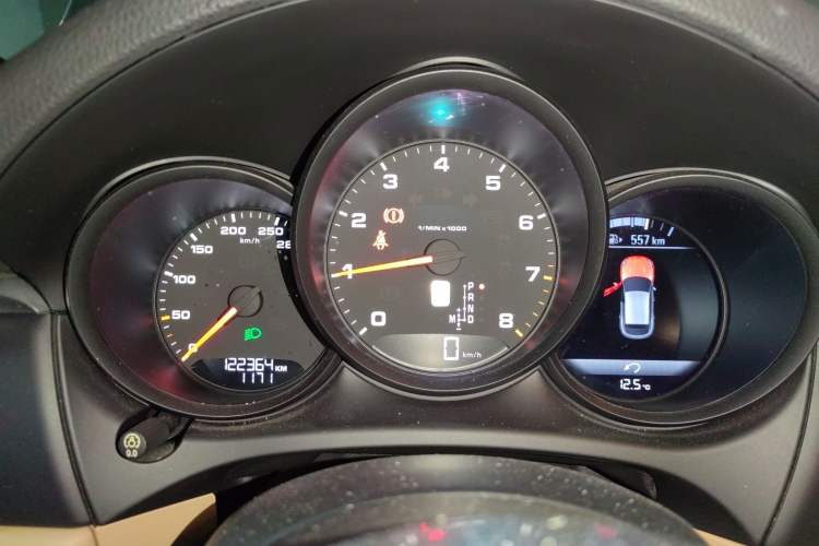 Used Porsche Macan 2017 Macan 2.0T Instrument Cluster