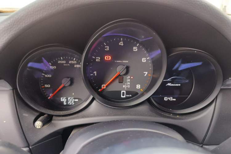 Used Porsche Macan 2017 Macan 2.0T Instrument Cluster