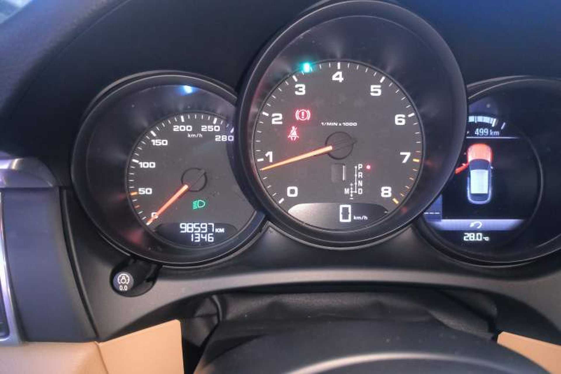 Used Porsche Macan 2017 Macan 2.0T Instrument Cluster