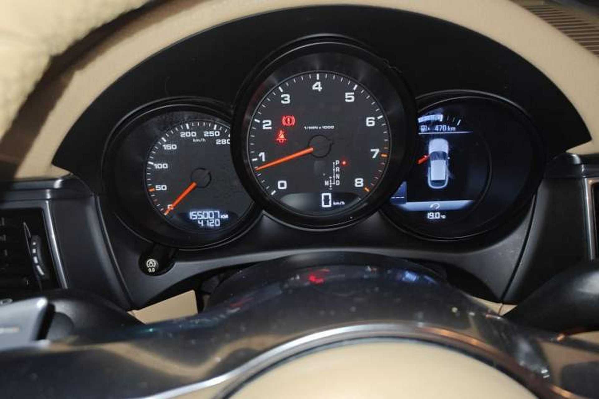 Used Porsche Macan 2017 Macan 2.0T Instrument Cluster